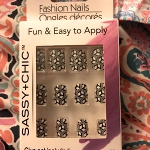 Black and white nails